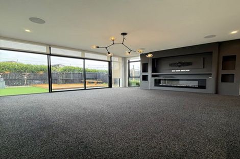 Photo of property in 3 Courage Road, Papakura, 2110