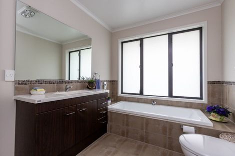 Photo of property in 5 Rata Lane, Paeroa, 3600