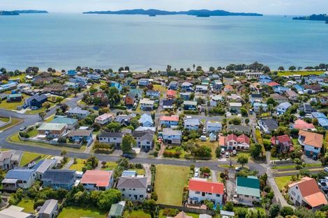 Photo of property in 11 Awatere Place, Snells Beach, 0920