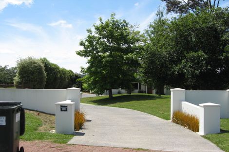 Photo of property in 83 Sunny Crescent, Huapai, Kumeu, 0810