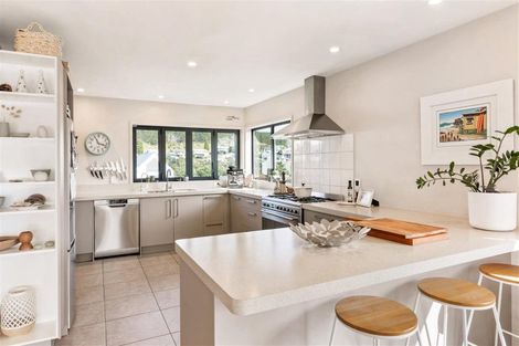 Photo of property in 243 Onemana Drive, Onemana, Whangamata, 3691