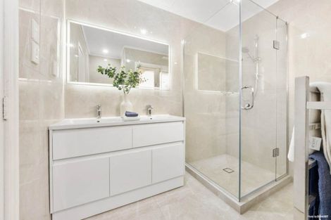 Photo of property in 123 Clevedon Road, Papakura, 2110