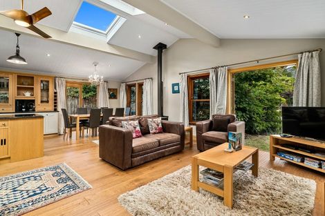 Photo of property in 15 Cardigan Street, Arrowtown, 9302