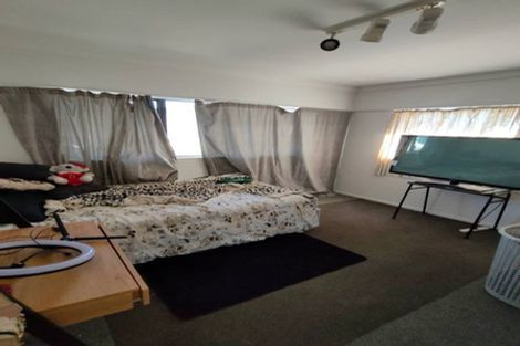 Photo of property in 10/114a Pakuranga Road, Pakuranga, Auckland, 2010