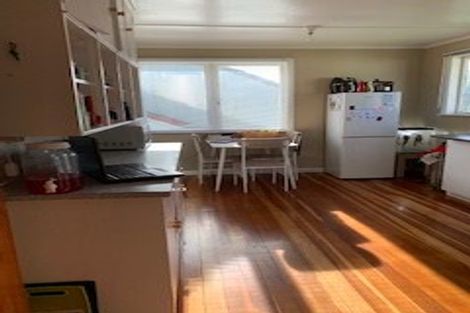 Photo of property in 60 Tremewan Street, Tawa, Wellington, 5028