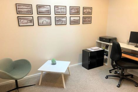 Photo of property in 7 Burns Street, Westown, New Plymouth, 4310