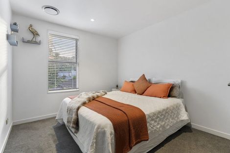 Photo of property in 194 Greenhithe Road, Greenhithe, Auckland, 0632