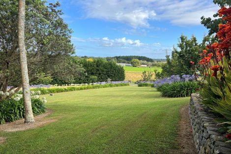 Photo of property in 102 Kuku East Road, Kuku, Levin, 5570