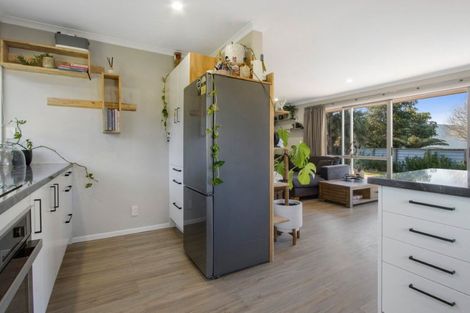 Photo of property in 37 Sutton Road, Te Horo, Otaki, 5582