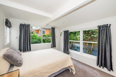 Photo of property in 33 Ocean Road, Paraparaumu Beach, Paraparaumu, 5032