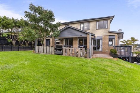 Photo of property in 47 Kittiwake Drive, Schnapper Rock, Auckland, 0632