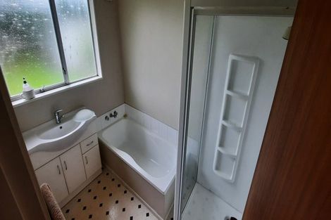 Photo of property in 54 Sunbrae Drive, Silverstream, Upper Hutt, 5019