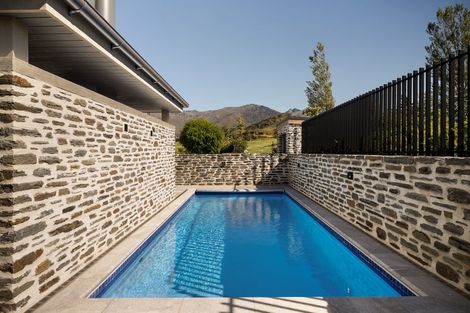 Photo of property in 5 Bloxham Lane, Lake Hayes, Queenstown, 9371