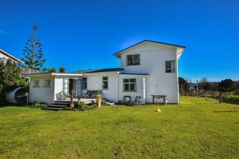 Photo of property in 33 Kuku Avenue, Mahia, 4198