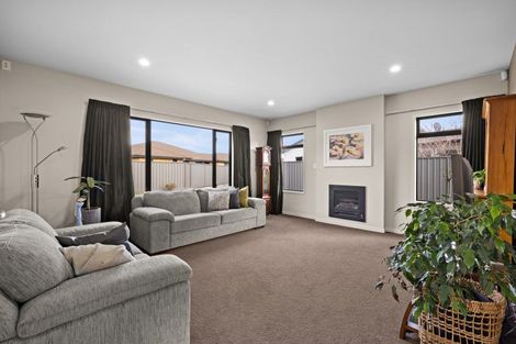 Photo of property in 7 Milford Place, Poraiti, Napier, 4112