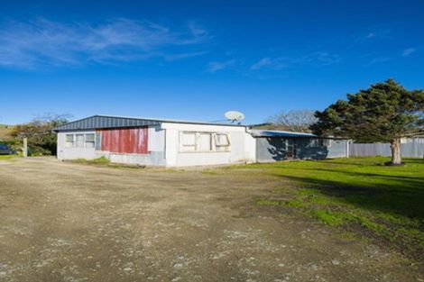 Photo of property in 10 Kipling Road, Te Karaka, 4022