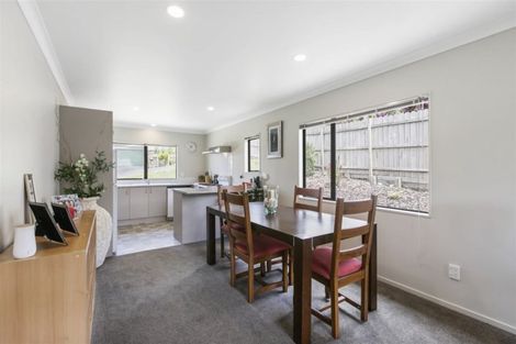 Photo of property in 153b Colwill Road, Massey, Auckland, 0614