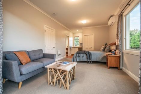 Photo of property in 113 Milton Street, Leamington, Cambridge, 3432