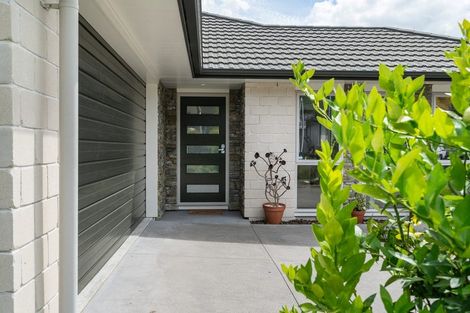 Photo of property in 14 Rochfort Crescent, Pyes Pa, Tauranga, 3112