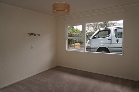 Photo of property in 11 Munstead Place, Hillcrest, Auckland, 0627