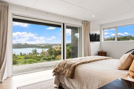 Photo of property in 31 Brick Bay Drive, Sandspit, Warkworth, 0982