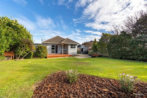 Photo of property in 7 Chaffey Crescent, Titahi Bay, Porirua, 5022