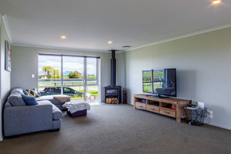 Photo of property in 122e Powdrell Road, Thornton, Whakatane, 3193