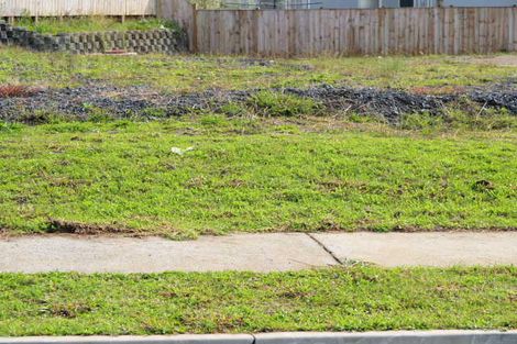 Photo of property in 13 Cherrywood Crescent, Northpark, Auckland, 2013