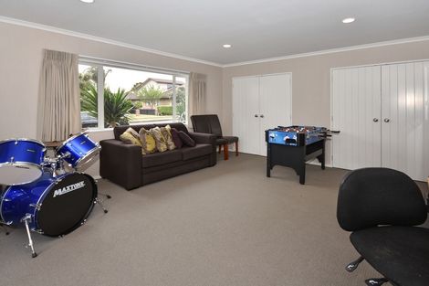 Photo of property in 5 Glencairn Place, Buckland, Pukekohe, 2677