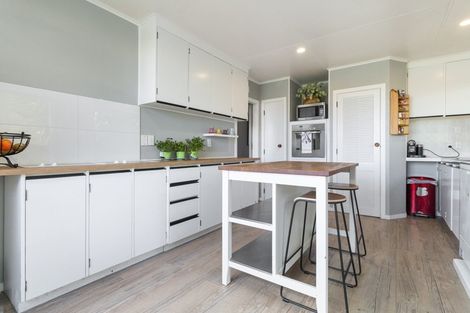 Photo of property in 31 Mcdonnell Street, Omokoroa, 3114