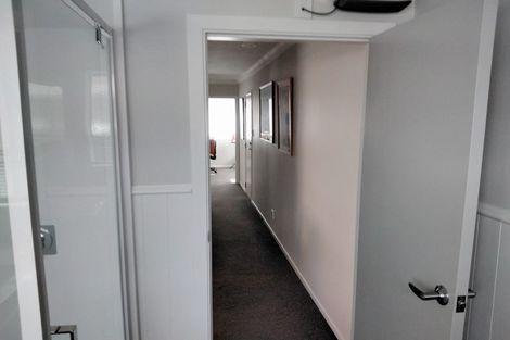 Photo of property in 1/21 Bloomfield Terrace, Hutt Central, Lower Hutt, 5010