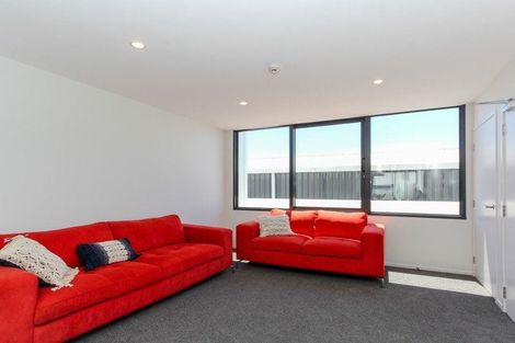 Photo of property in 8/86 Hurlstone Drive, Waiwhakaiho, New Plymouth, 4312