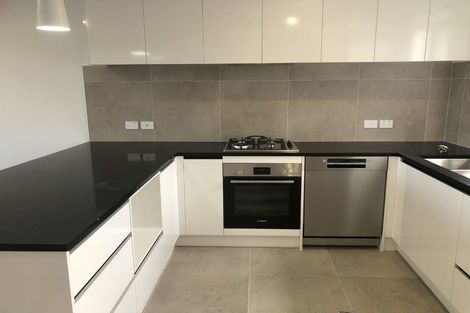 Photo of property in 2/72 Te Tiireke Drive, Glenview, Hamilton, 3206