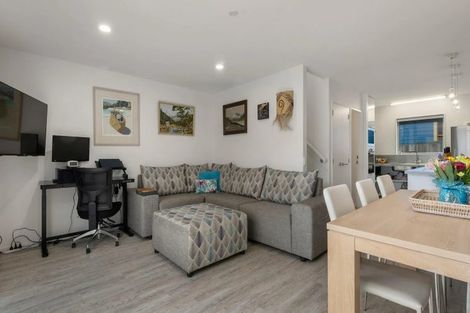 Photo of property in 2/220 Salisbury Street, Christchurch Central, Christchurch, 8013