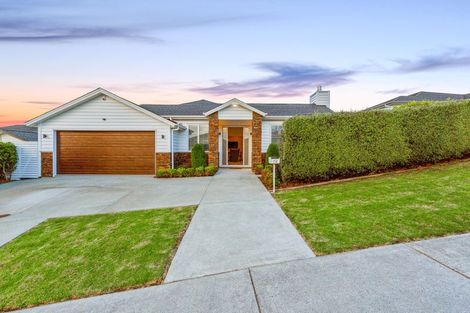 Photo of property in 12 Dinning Road, Riverhead, 0820