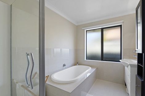 Photo of property in 8 Sentinel Place, Halswell, Christchurch, 8025