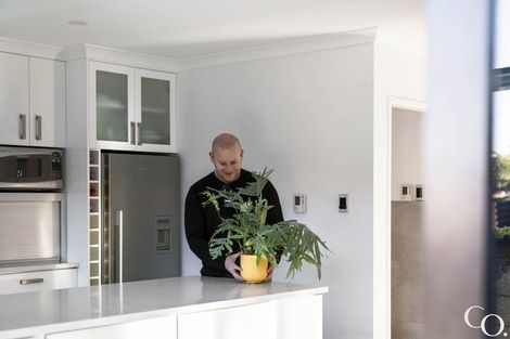 Photo of property in 48 Pitau Road, Mount Maunganui, 3116