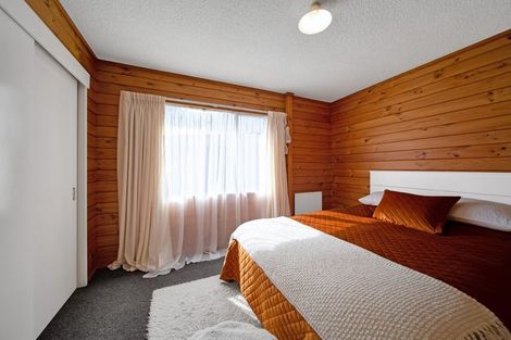 Photo of property in 4/99 Mangorei Road, Merrilands, New Plymouth, 4312