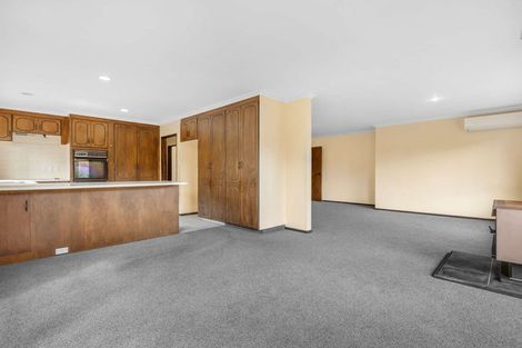 Photo of property in 2/12 Penrhyn Place, Mount Maunganui, 3116