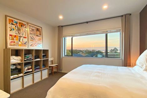 Photo of property in 9 Ruth Craig Place, Stanmore Bay, Whangaparaoa, 0932