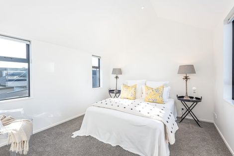 Photo of property in 2/211 Springfield Road, St Albans, Christchurch, 8014