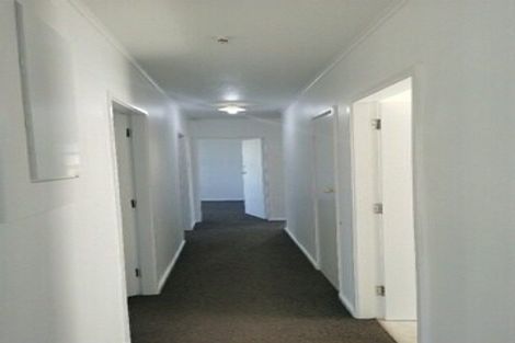 Photo of property in 8 Nutsey Avenue, Northcote, Auckland, 0627