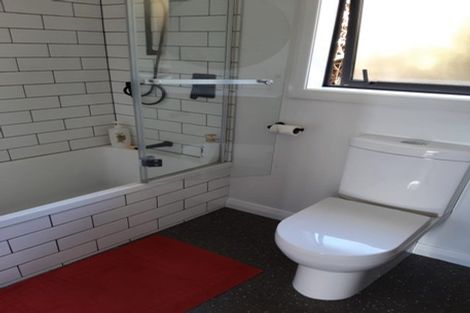 Photo of property in 116 Renown Road, Raumati South, Paraparaumu, 5032