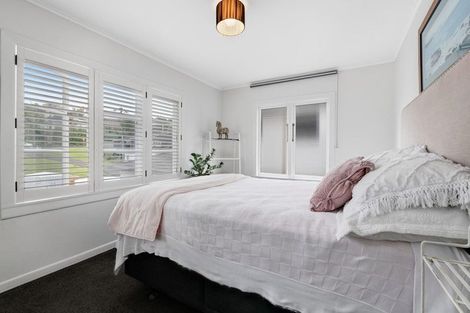 Photo of property in 39 Swann Beach Road, Stanmore Bay, Whangaparaoa, 0932