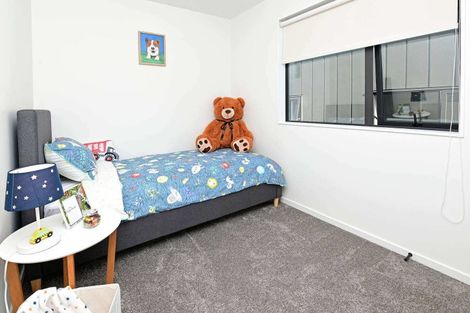 Photo of property in 11 Toanga Place, Mount Wellington, Auckland, 1062