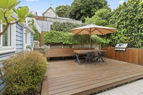 Photo of property in 20 Wallace Street, Mount Cook, Wellington, 6021