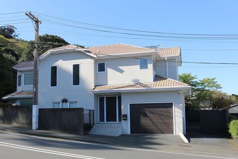 Photo of property in 87 Grant Road, Thorndon, Wellington, 6011