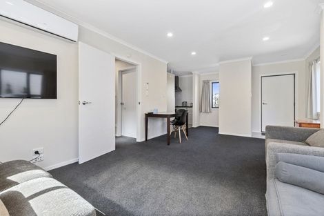 Photo of property in 2/12 Short Street, Claudelands, Hamilton, 3214