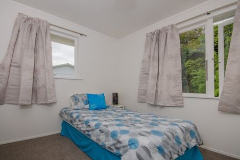 Photo of property in 12 Crampton Place, Manurewa, Auckland, 2102