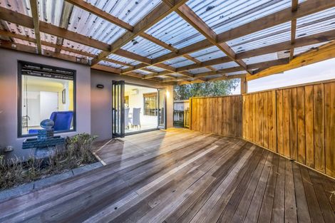 Photo of property in 318 Hill Road, The Gardens, Auckland, 2105